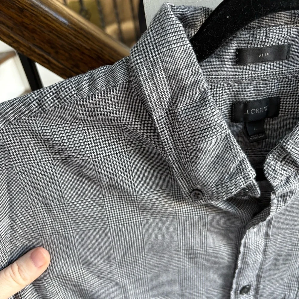 J Crew Gray Men's Button Down Slim Fit Shirt - Size Large